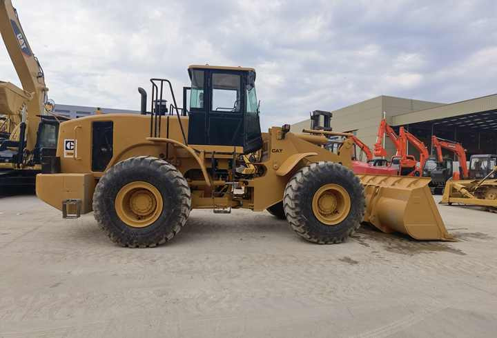 Caterpillar 950H wheel loaders CAT 950H 966H caterpillar used second hand 966H 950H wheel loader - Chargeuse sur pneus: photos 3 Caterpillar 950H wheel loaders CAT 950H 966H caterpillar used second hand 966H 950H wheel loader - Chargeuse sur pneus: photos 3