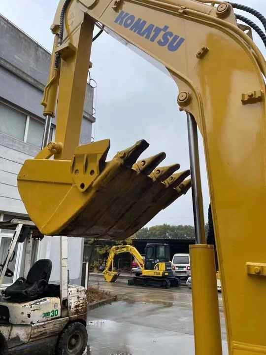 Fast delivery and high performance Used Komatsu PC35MR-3 Made In Japan on Hot Sale in china - Pelle sur chenille: photos 4 Fast delivery and high performance Used Komatsu PC35MR-3 Made In Japan on Hot Sale in china - Pelle sur chenille: photos 4