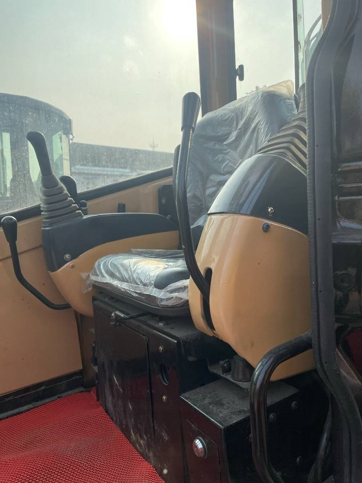 CAT 303.5 E CR - Pelle sur chenille: photos 5 CAT 303.5 E CR - Pelle sur chenille: photos 5
