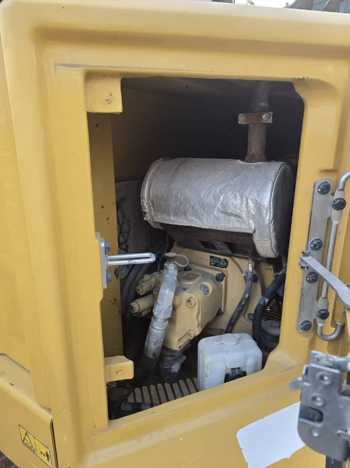 CAT 306 - Mini pelle: photos 4 CAT 306 - Mini pelle: photos 4