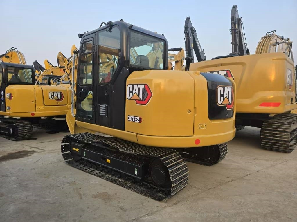CAT 307 - Mini pelle: photos 3 CAT 307 - Mini pelle: photos 3