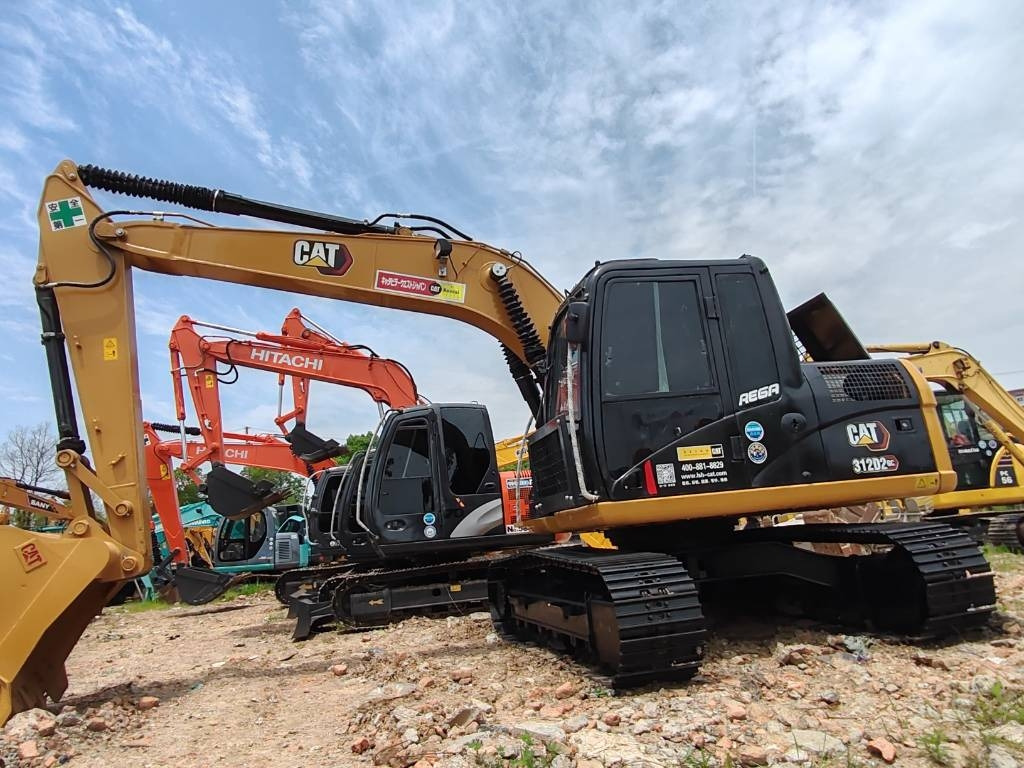 CAT 312 D - Pelle sur chenille: photos 1 CAT 312 D - Pelle sur chenille: photos 1