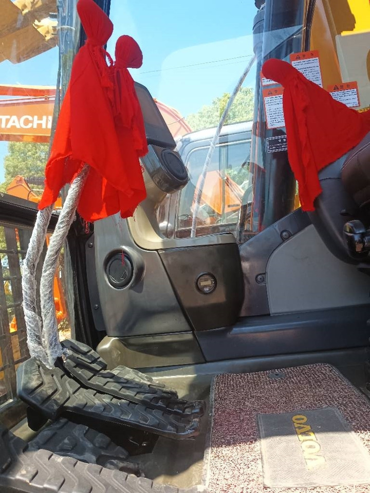 CAT 315 - Pelle sur chenille: photos 4 CAT 315 - Pelle sur chenille: photos 4