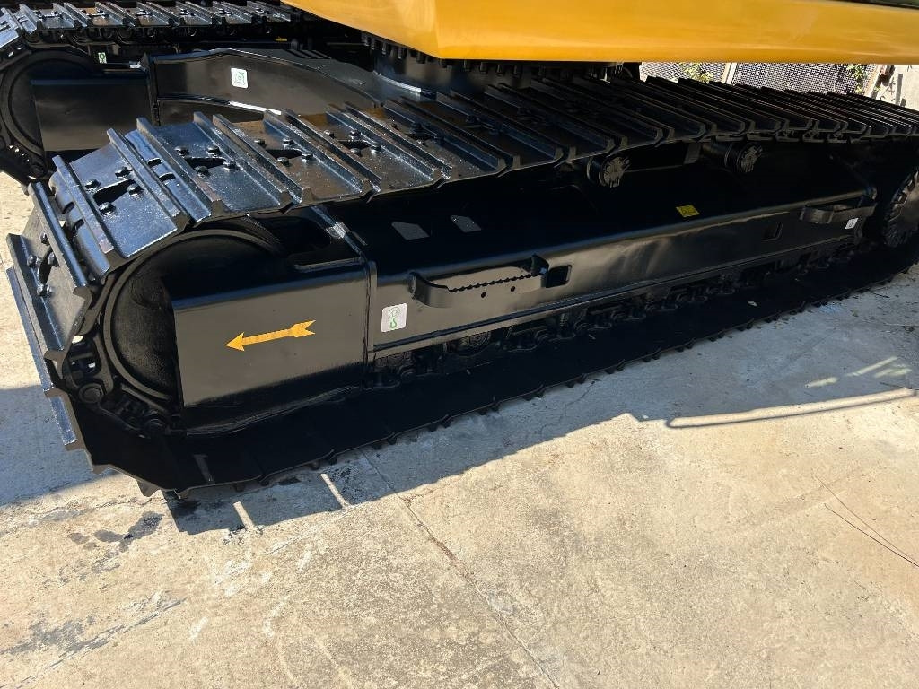 CAT 320 D - Pelle sur chenille: photos 2 CAT 320 D - Pelle sur chenille: photos 2