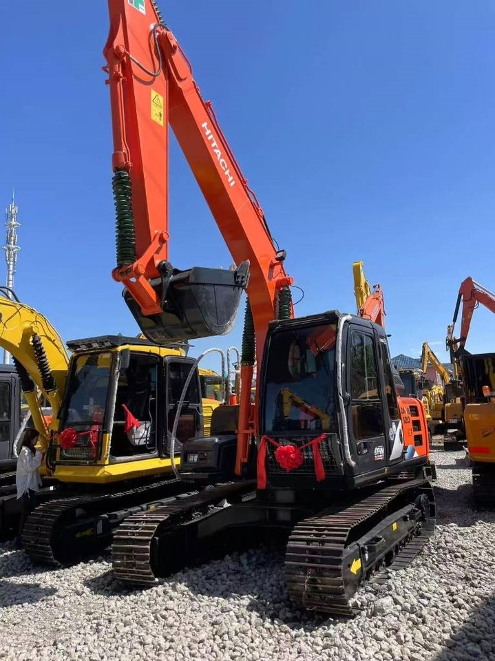 Hitachi 120 - Pelle sur chenille: photos 3 Hitachi 120 - Pelle sur chenille: photos 3