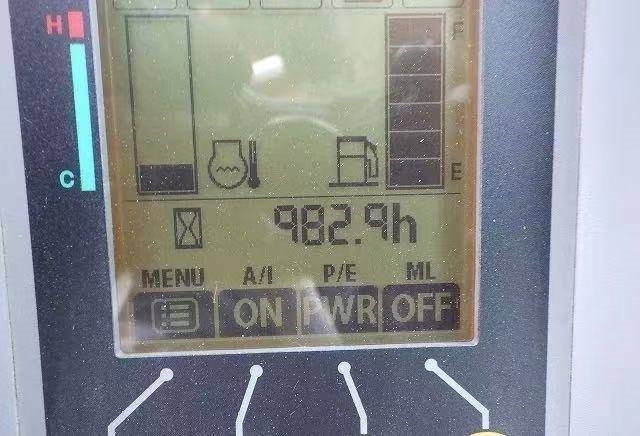 Mini pelle Hitachi 30: photos 10