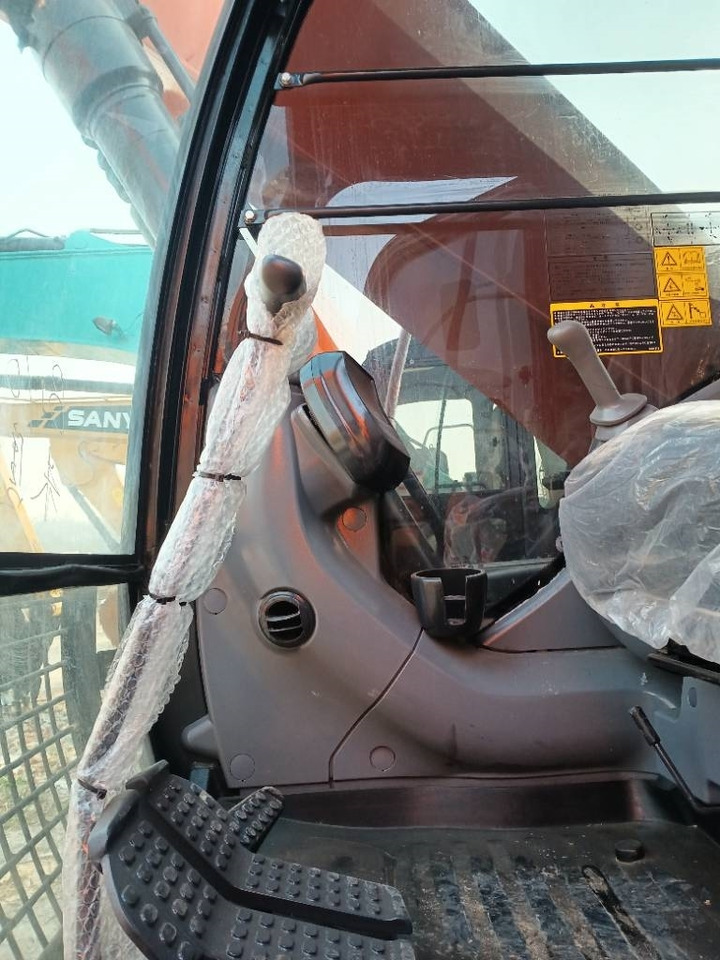 Hitachi Zaxis 240 LC-3 - Pelle sur chenille: photos 5 Hitachi Zaxis 240 LC-3 - Pelle sur chenille: photos 5