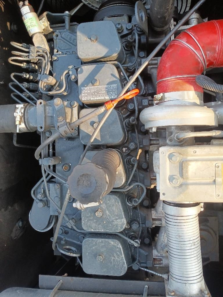 Hyundai R 220-9 S - Pelle sur chenille: photos 3 Hyundai R 220-9 S - Pelle sur chenille: photos 3