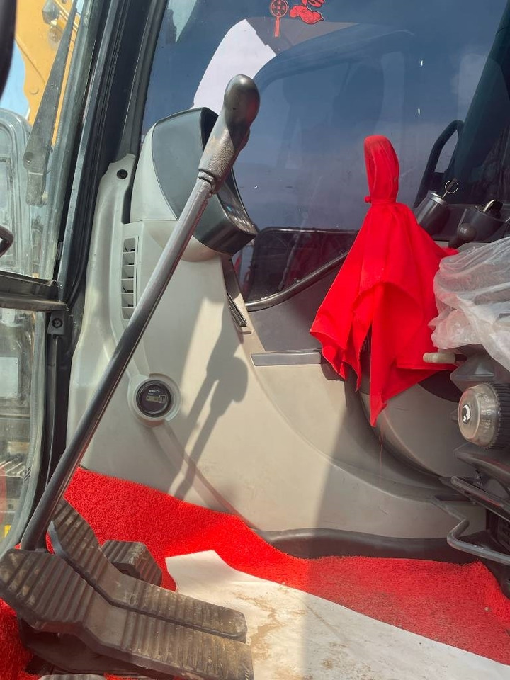 Kobelco SK 75 - Pelle sur chenille: photos 4 Kobelco SK 75 - Pelle sur chenille: photos 4