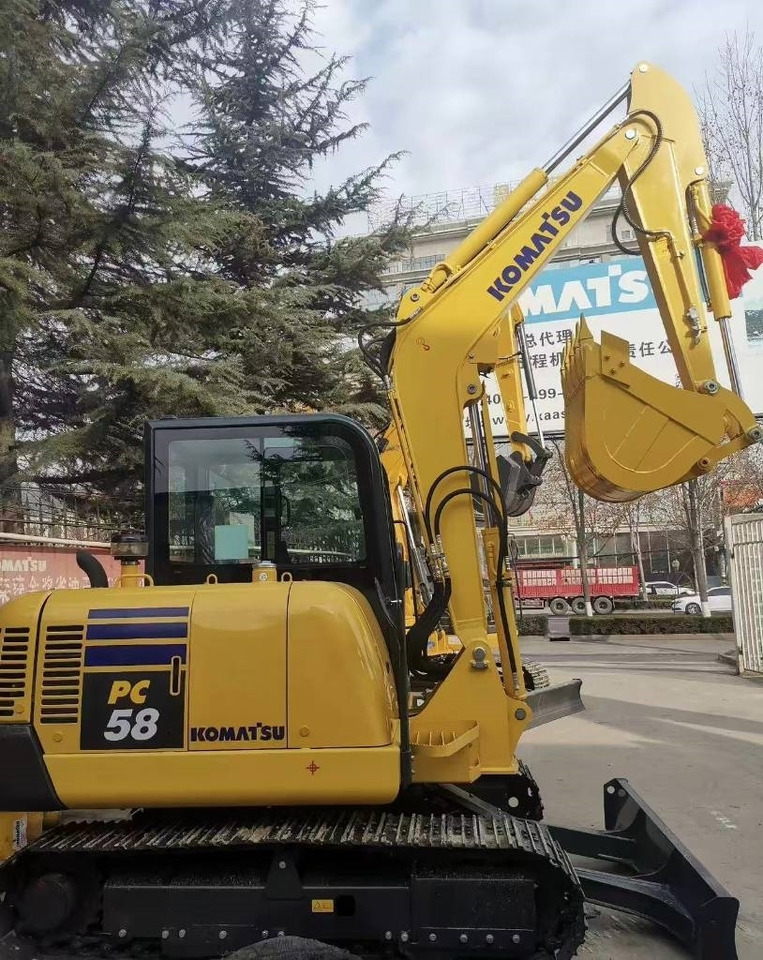 Komatsu PC 58 - Mini pelle: photos 5 Komatsu PC 58 - Mini pelle: photos 5