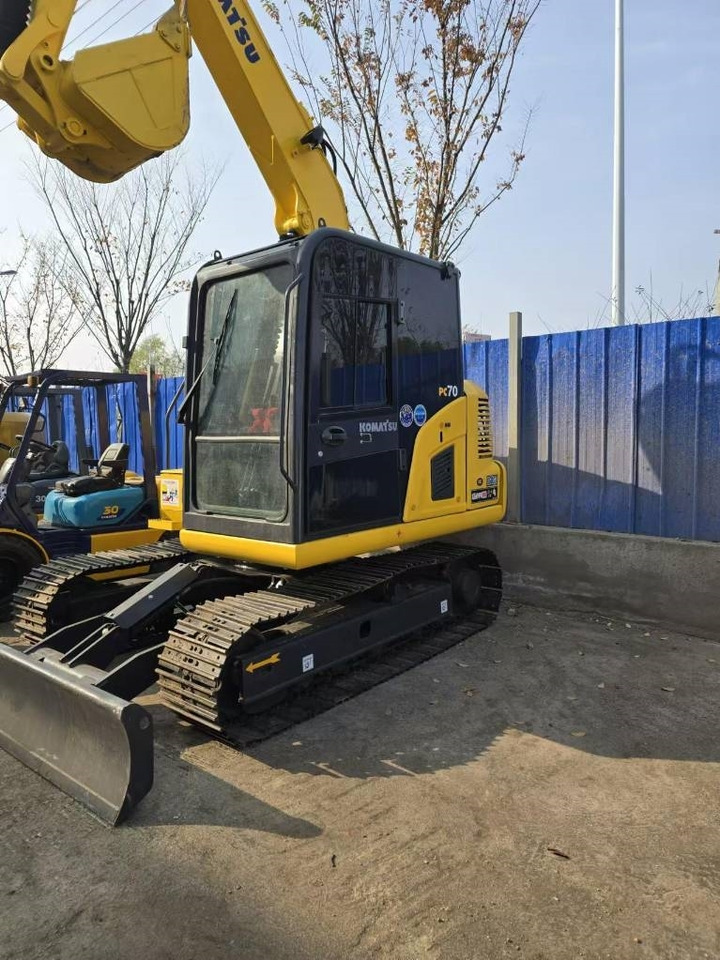 Komatsu PC 70 - Mini pelle: photos 5 Komatsu PC 70 - Mini pelle: photos 5