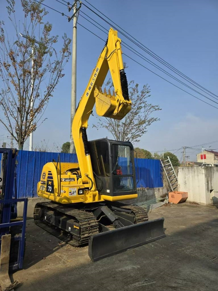 Komatsu PC 70 - Mini pelle: photos 1 Komatsu PC 70 - Mini pelle: photos 1