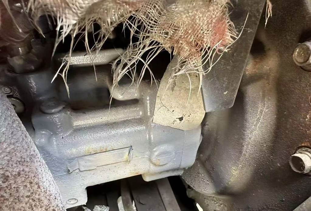 Kubota 163 - Pelle sur chenille: photos 4 Kubota 163 - Pelle sur chenille: photos 4