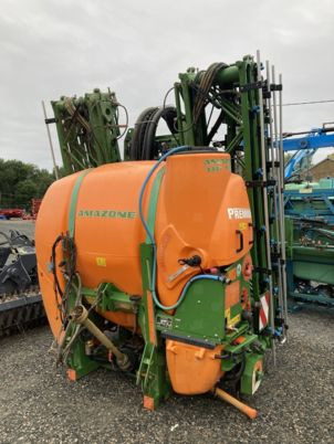 Amazone UF 1201 PREMIUM - Pulvé porté: photos 3 Amazone UF 1201 PREMIUM - Pulvé porté: photos 3