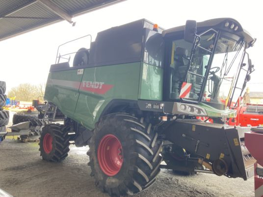 Fendt 5255 L MCS - Moissonneuse-batteuse: photos 2 Fendt 5255 L MCS - Moissonneuse-batteuse: photos 2