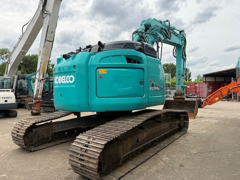 Kobelco SK270SRLC-7 - Pelle sur chenille: photos 4 Kobelco SK270SRLC-7 - Pelle sur chenille: photos 4