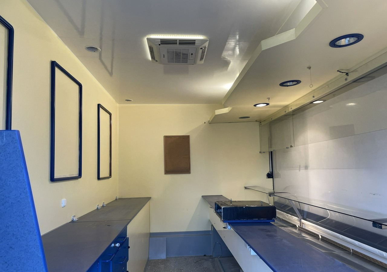 Fiat Ducato Autosklep wędlin Klima Gastronomiczny Food Truck Foodtruck sklep 20 - Camion magasin: photos 3 Fiat Ducato Autosklep wędlin Klima Gastronomiczny Food Truck Foodtruck sklep 20 - Camion magasin: photos 3