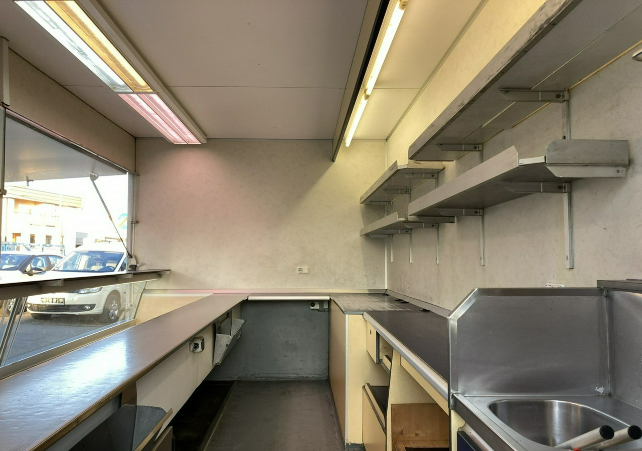Inna Inny Przycze Autosklep wędli Gastronomiczna food truck foodtruck sklep 20 - Remorque magasin: photos 2 Inna Inny Przycze Autosklep wędli Gastronomiczna food truck foodtruck sklep 20 - Remorque magasin: photos 2