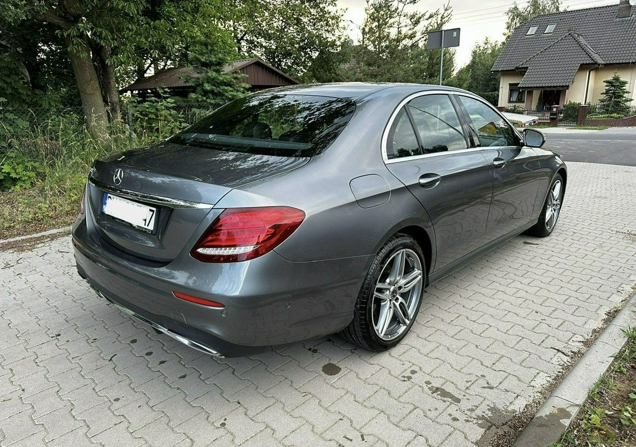 Mercedes-Benz Klasa E W213 E220d 2.0 194KM AMG-Pakiet MultibeamLed*Skóra*Navi*Kamera360* Salon - Voiture: photos 2 Mercedes-Benz Klasa E W213 E220d 2.0 194KM AMG-Pakiet MultibeamLed*Skóra*Navi*Kamera360* Salon - Voiture: photos 2