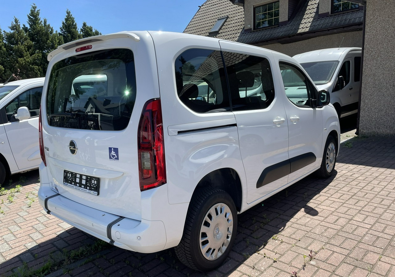 Opel Combo IV Opel Combo Life Niepełnosprawnych inwalida Rampa 32105 km Model 2022 - Voiture: photos 4 Opel Combo IV Opel Combo Life Niepełnosprawnych inwalida Rampa 32105 km Model 2022 - Voiture: photos 4
