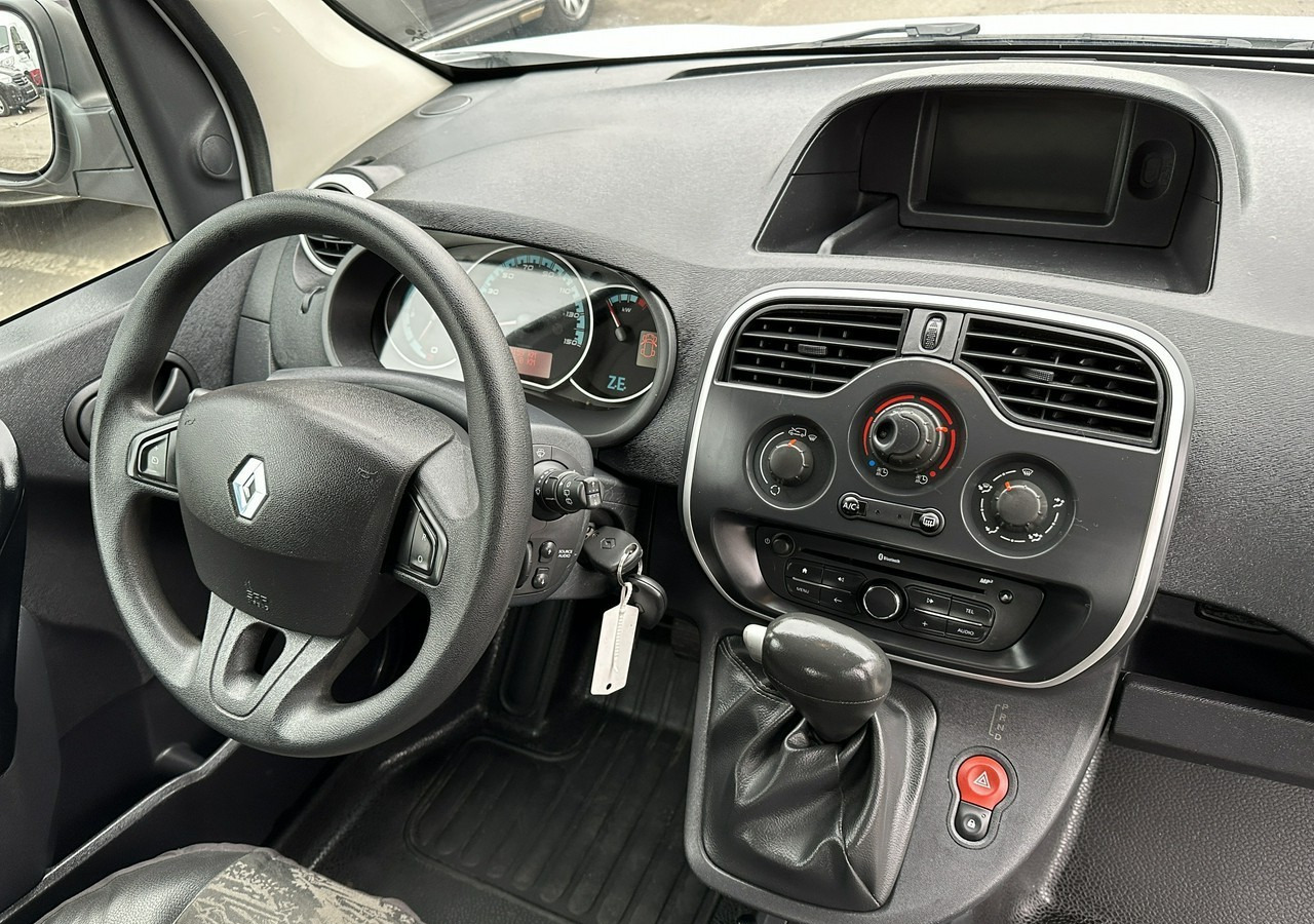 Photo d'intérieur 2: Fourgon utilitaire, Utilitaire électrique Renault Kangoo Z.E. 100% Pełny Elektryk Zasięg 240-320km BUS PAS Darmowe Parkowanie