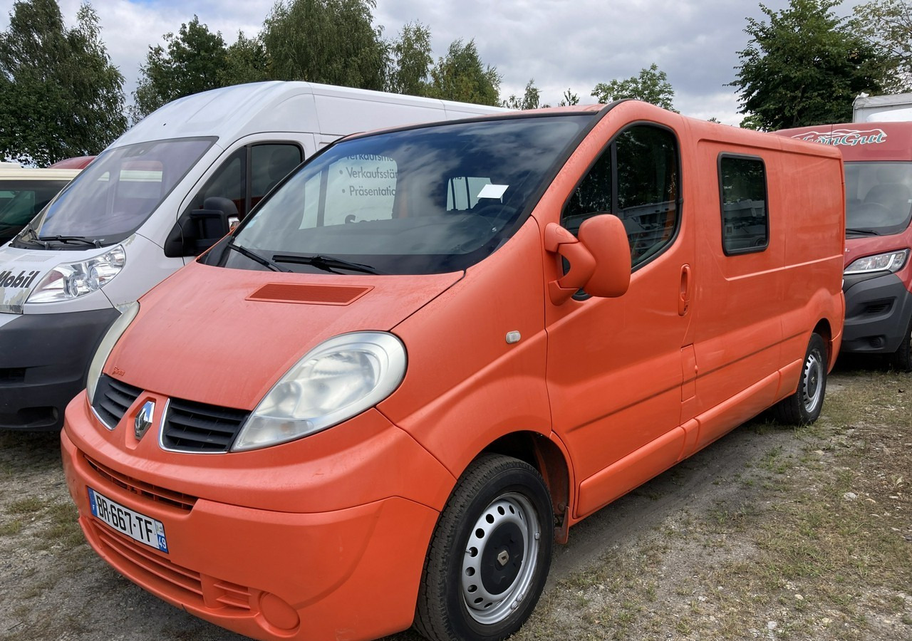 Renault Trafic Trafic 2.0 CDI Brygadówka dokka doka - Utilitaire double cabine: photos 1 Renault Trafic Trafic 2.0 CDI Brygadówka dokka doka - Utilitaire double cabine: photos 1