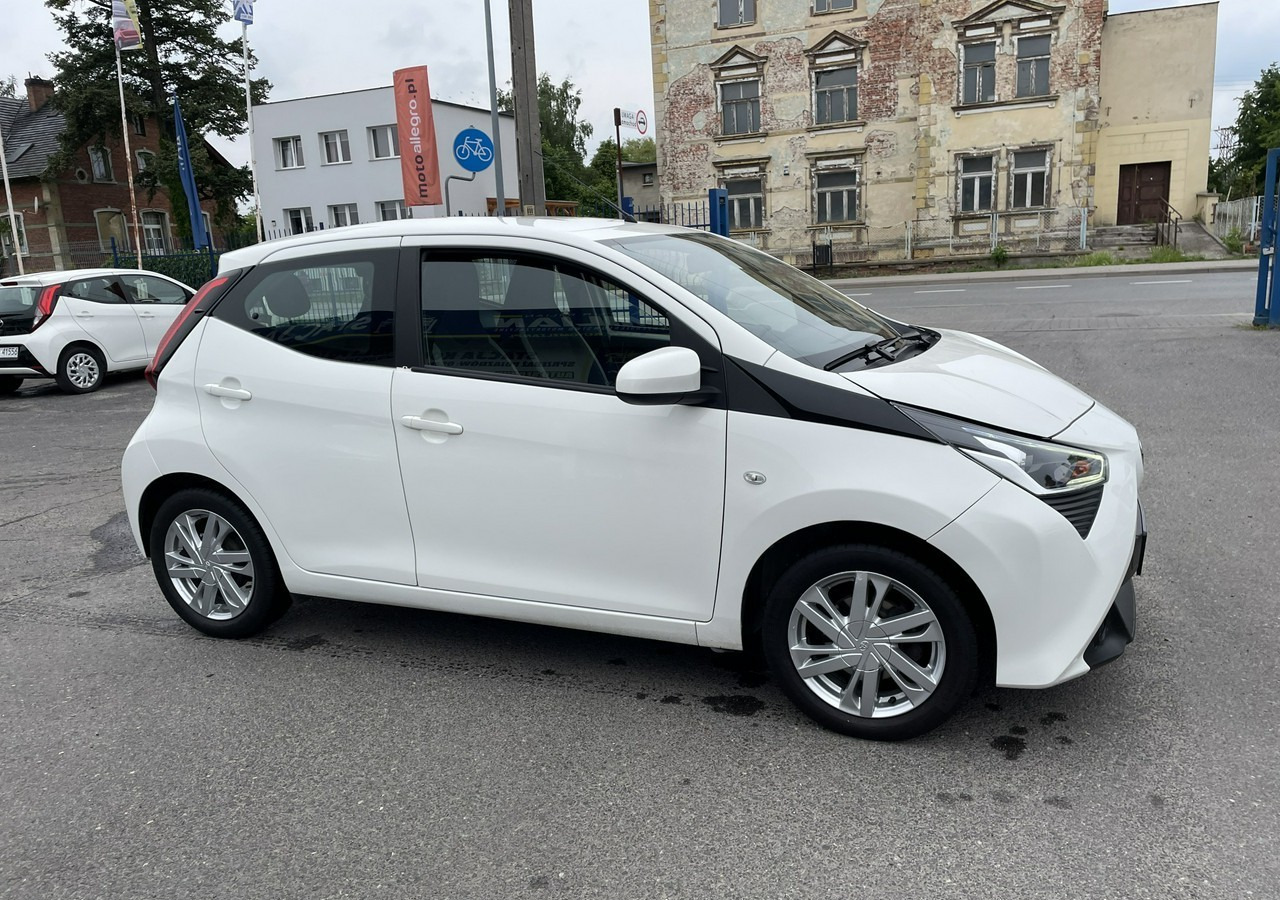 Toyota Aygo II Toyota Aygo 1.0 VVT-i JBL Edition bezyna+LPG Salon PL 2020 - Voiture à hayon: photos 3 Toyota Aygo II Toyota Aygo 1.0 VVT-i JBL Edition bezyna+LPG Salon PL 2020 - Voiture à hayon: photos 3
