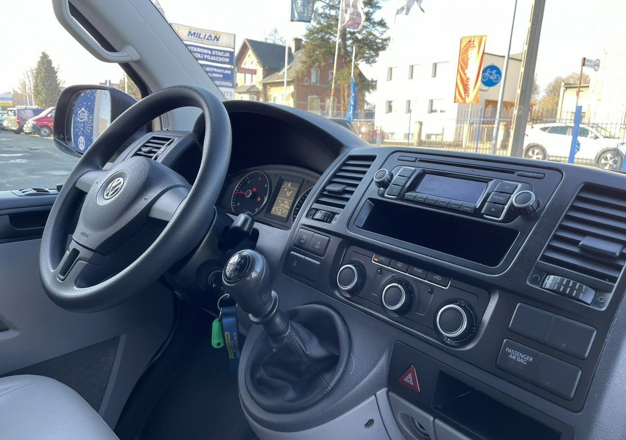 Volkswagen Inny Volkswagen Volkswagen Caravelle 2.0-140KM 2015 - Voiture: photos 5 Volkswagen Inny Volkswagen Volkswagen Caravelle 2.0-140KM 2015 - Voiture: photos 5