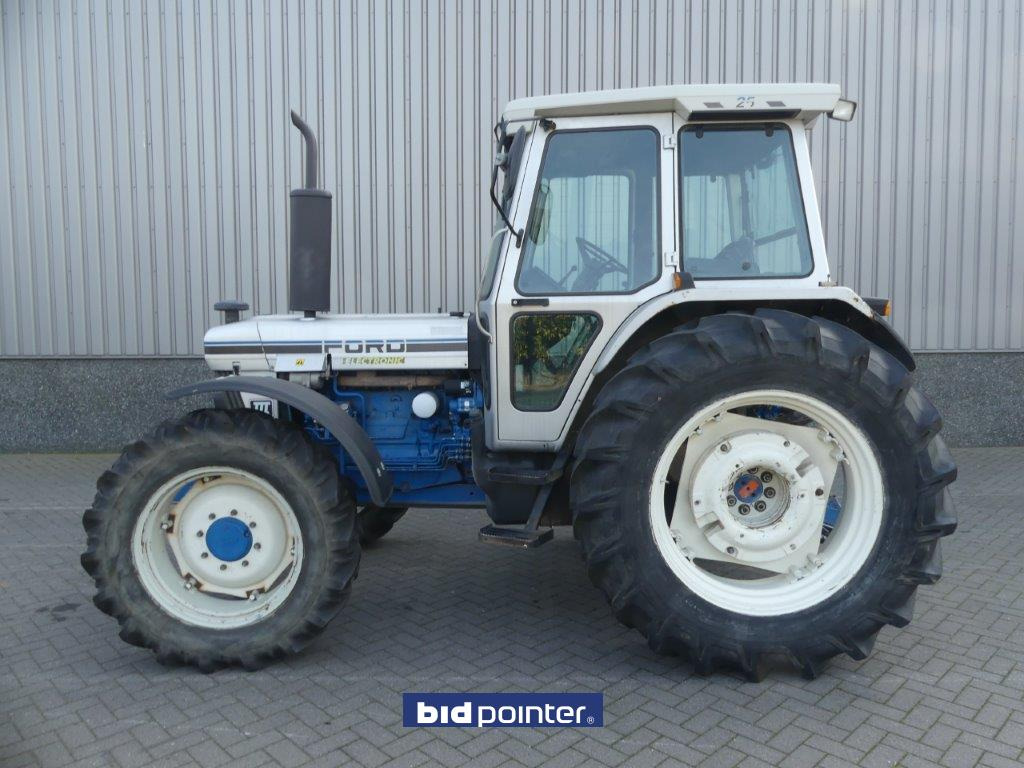 Ford 7810 Silver Jubilee - Tracteur agricole: photos 2 Ford 7810 Silver Jubilee - Tracteur agricole: photos 2