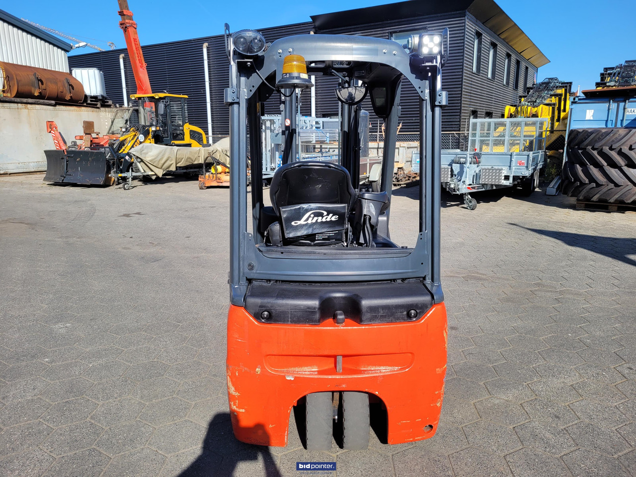 Linde E 16 -02 elektrische heftruck 3 delige mast - Chariot élévateur électrique: photos 4 Linde E 16 -02 elektrische heftruck 3 delige mast - Chariot élévateur électrique: photos 4