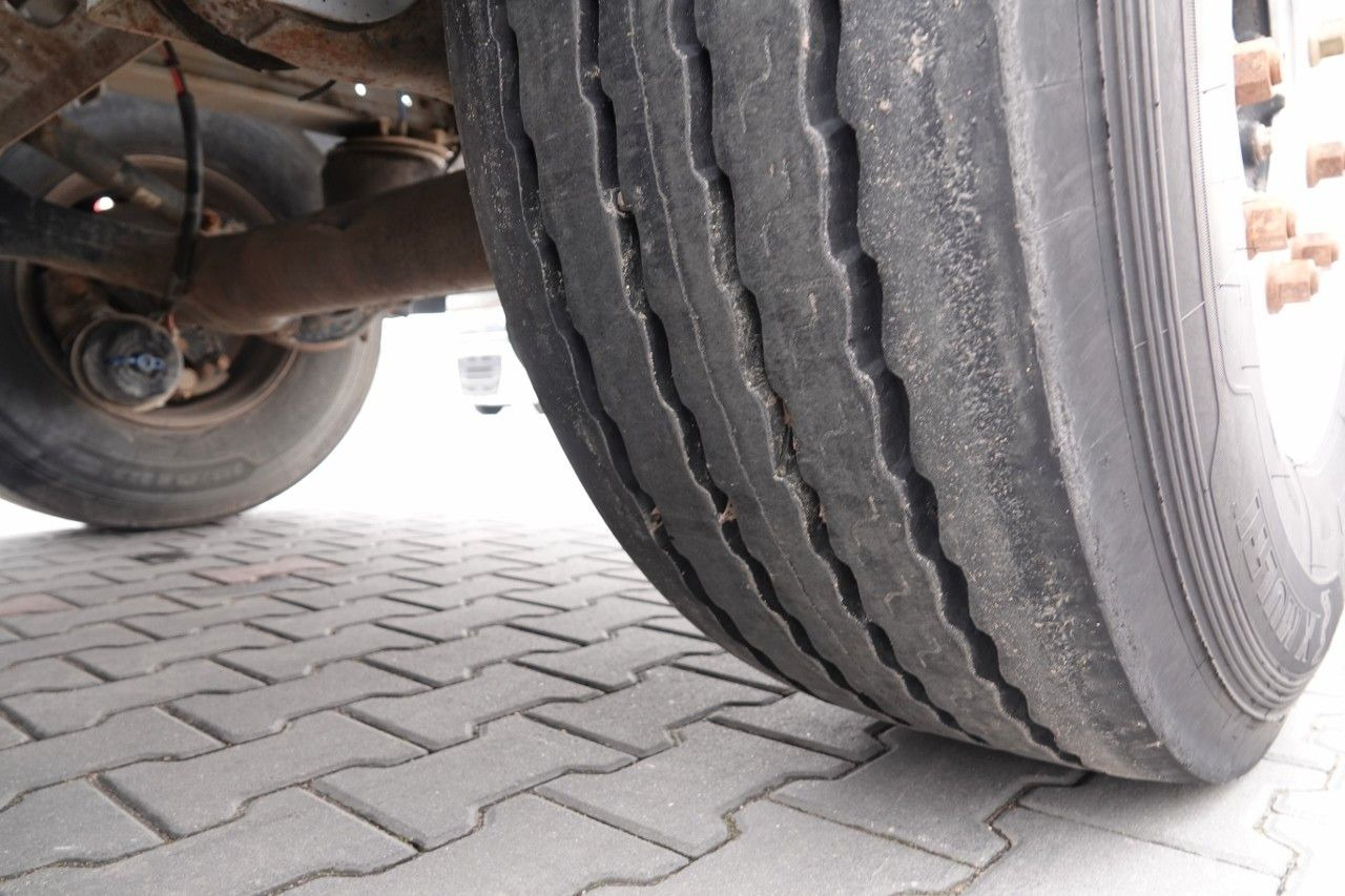 Semi-remorque benne Benalu MENCI WYWROTKA /28 m3 / ALUMINIOWA / OŚ PODNOSZO: photos 17 Semi-remorque benne Benalu MENCI WYWROTKA /28 m3 / ALUMINIOWA / OŚ PODNOSZO: photos 17