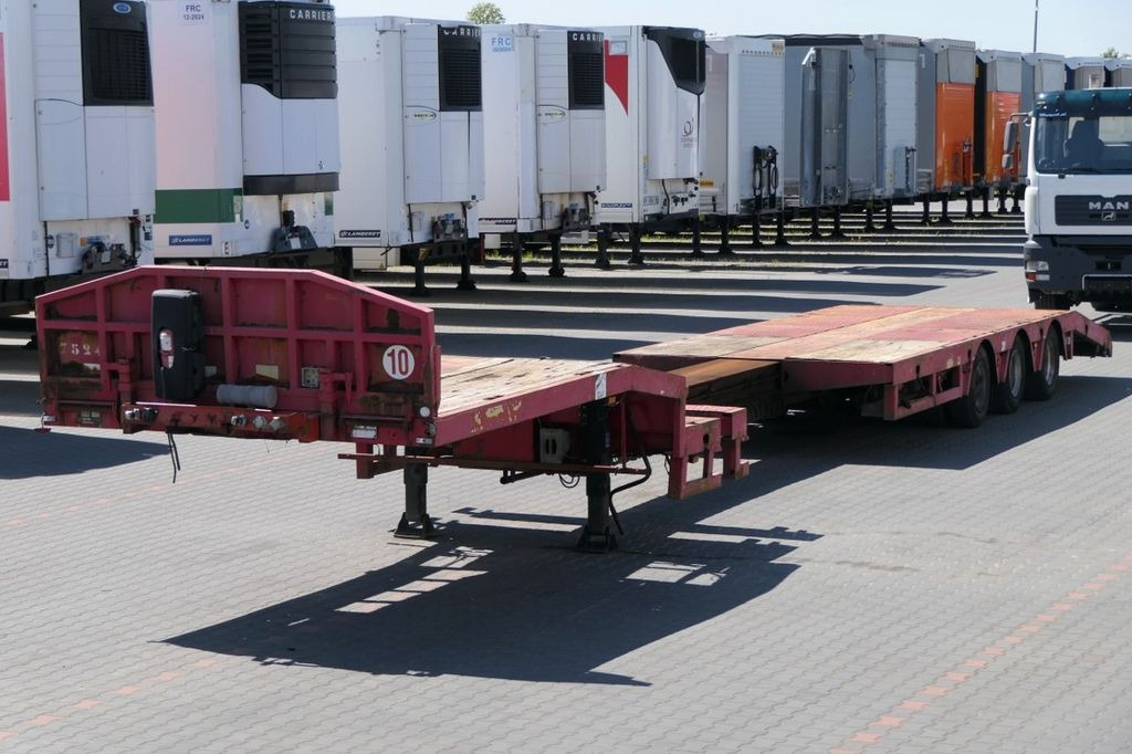 Faymonville STN-3A / NACZEPA LAWETA / NISKOPODWOZIE / ROZCIĄ Faymonville STN-3A / NACZEPA LAWETA / NISKOPODWOZIE / ROZCIĄ - Semi-remorque surbaissé: photos 1 Faymonville STN-3A / NACZEPA LAWETA / NISKOPODWOZIE / ROZCIĄ Faymonville STN-3A / NACZEPA LAWETA / NISKOPODWOZIE / ROZCIĄ - Semi-remorque surbaissé: photos 1