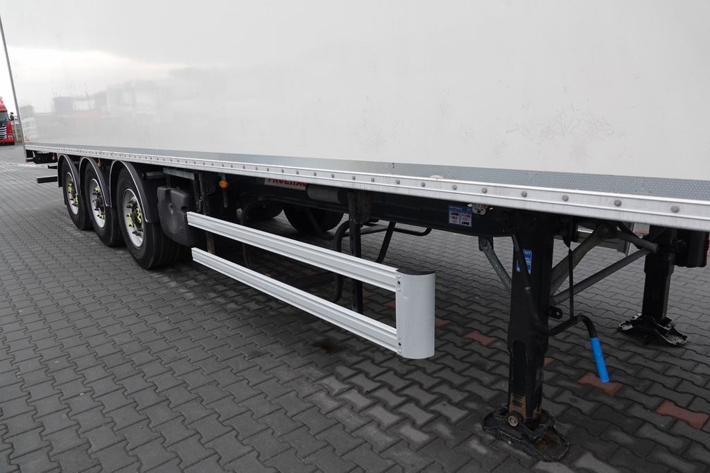 Frühauf KONTENER / KOFFER / ROLETA / PODŁOGA BARDZO MOCN - Semi-remorque frigorifique: photos 5 Frühauf KONTENER / KOFFER / ROLETA / PODŁOGA BARDZO MOCN - Semi-remorque frigorifique: photos 5
