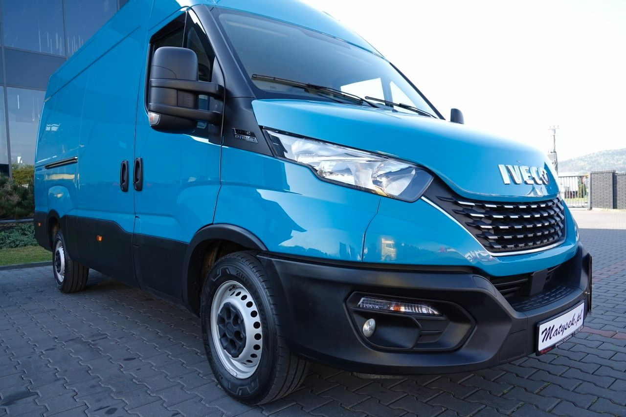 Iveco DAILY 2,3 D / BLASZAK / 2021 ROK / SPROWADZONY / - Fourgon utilitaire: photos 5 Iveco DAILY 2,3 D / BLASZAK / 2021 ROK / SPROWADZONY / - Fourgon utilitaire: photos 5