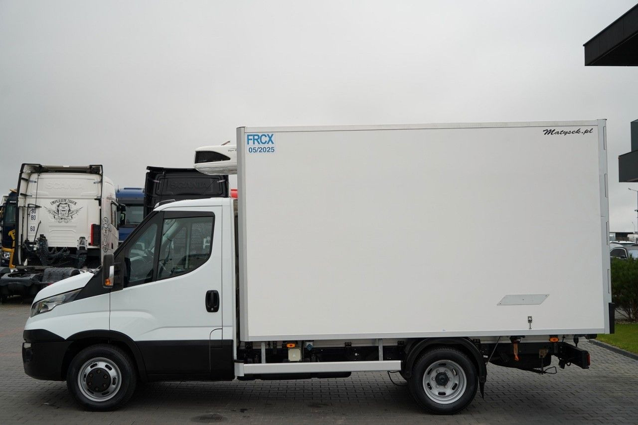 Iveco DAILY 35.120 / CHŁODNIA LAMBERET / AGREGAT CARRI - Utilitaire frigorifique: photos 4 Iveco DAILY 35.120 / CHŁODNIA LAMBERET / AGREGAT CARRI - Utilitaire frigorifique: photos 4