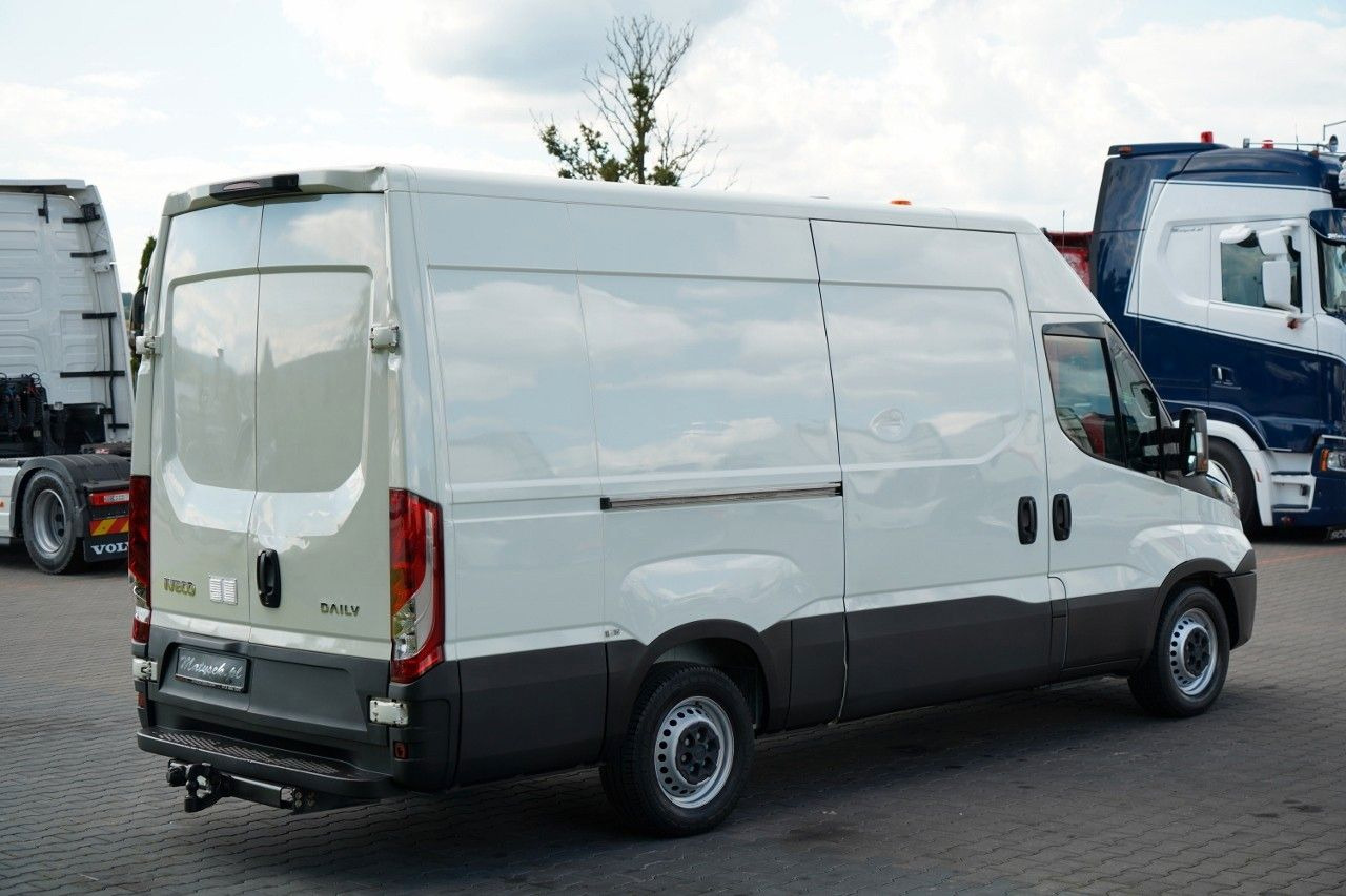 Iveco DAILY 35-140 / BLASZAK / MOBILNY WARSZTAT / PRZ - Fourgon utilitaire: photos 3 Iveco DAILY 35-140 / BLASZAK / MOBILNY WARSZTAT / PRZ - Fourgon utilitaire: photos 3