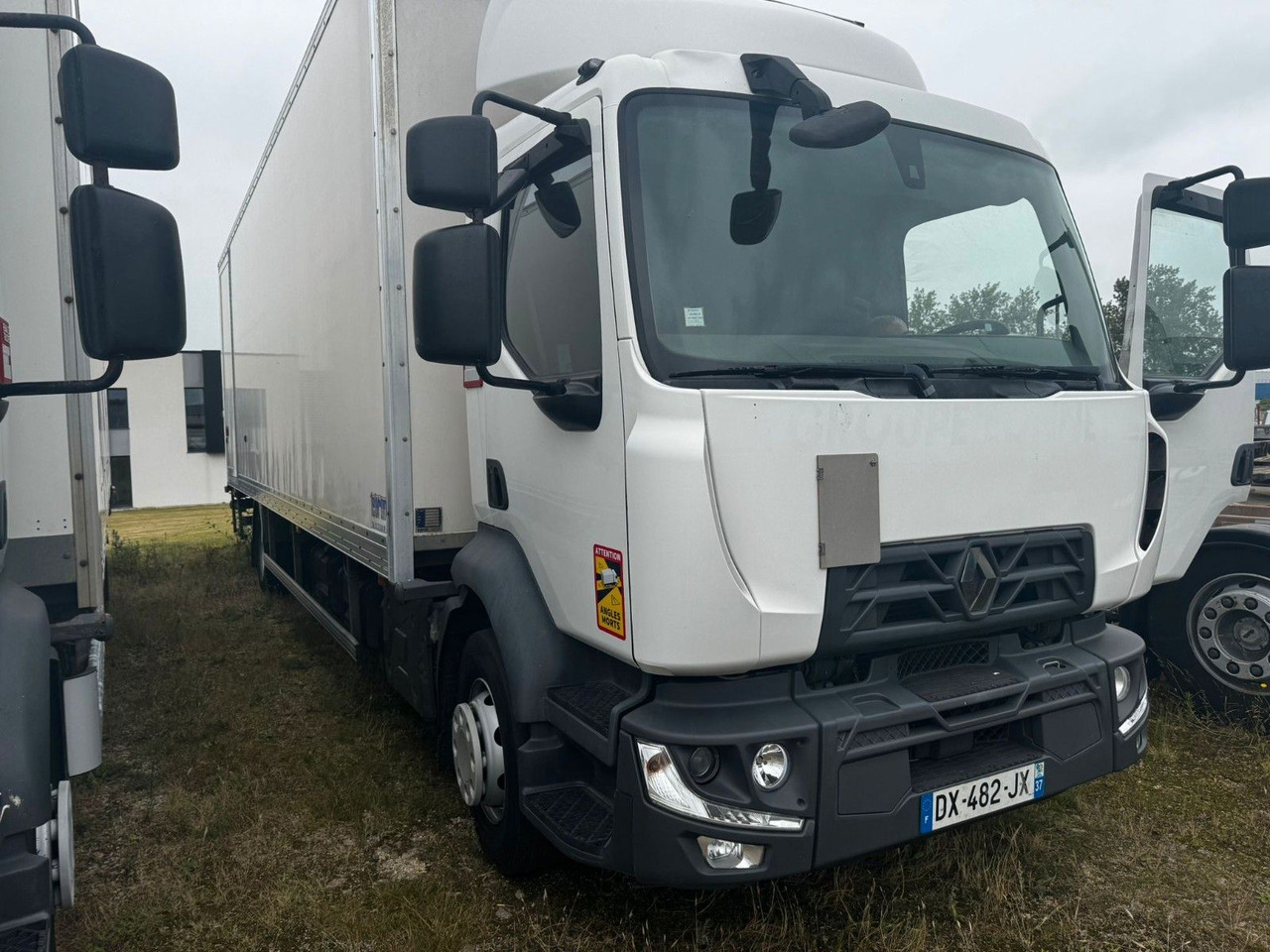 Renault D16 210 / 4x2 / KONTENER / 8.5M / WINDA DHOLLAND - Camion fourgon: photos 1 Renault D16 210 / 4x2 / KONTENER / 8.5M / WINDA DHOLLAND - Camion fourgon: photos 1