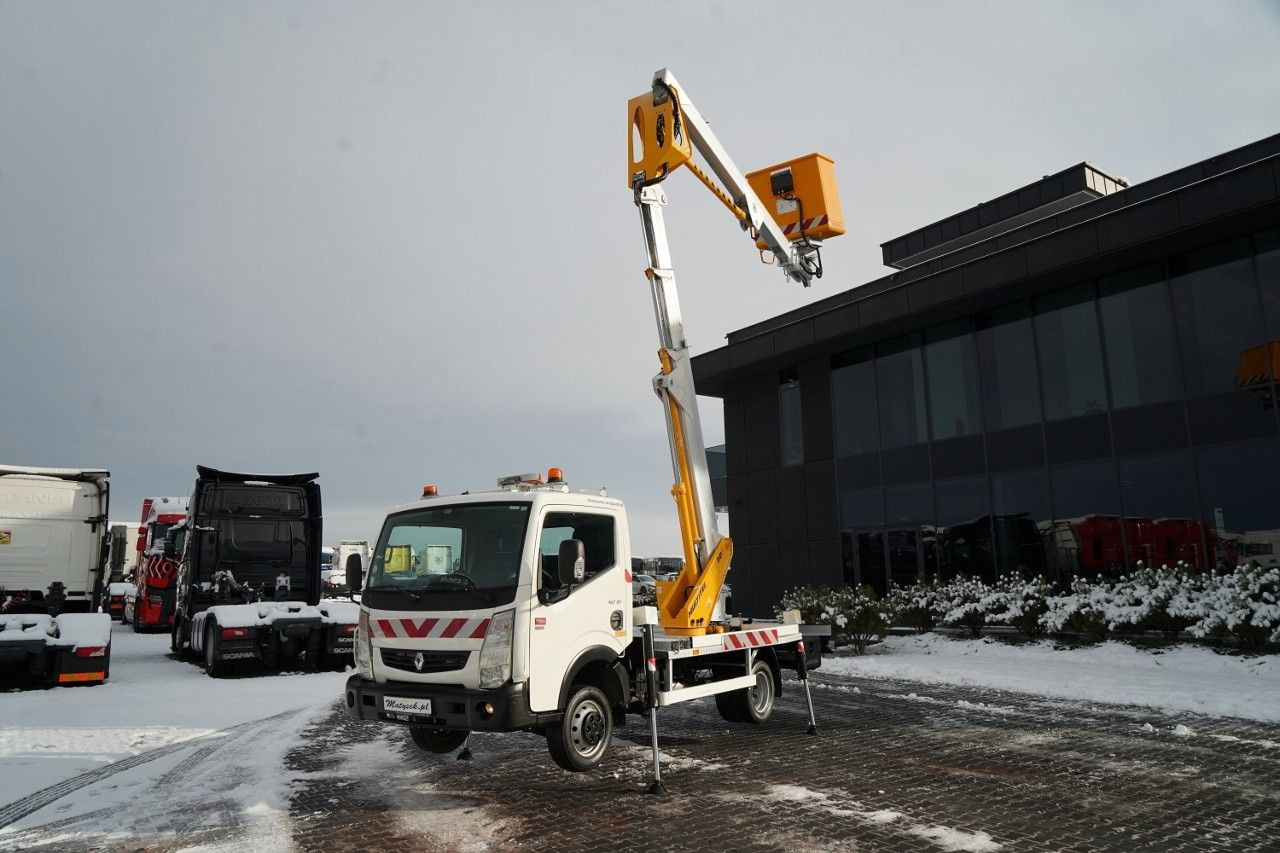 Renault MAXITY 120 dxi / ZWYŻKA 20 METRÓW / PODNOŚNIK KO - Camion avec nacelle: photos 2 Renault MAXITY 120 dxi / ZWYŻKA 20 METRÓW / PODNOŚNIK KO - Camion avec nacelle: photos 2
