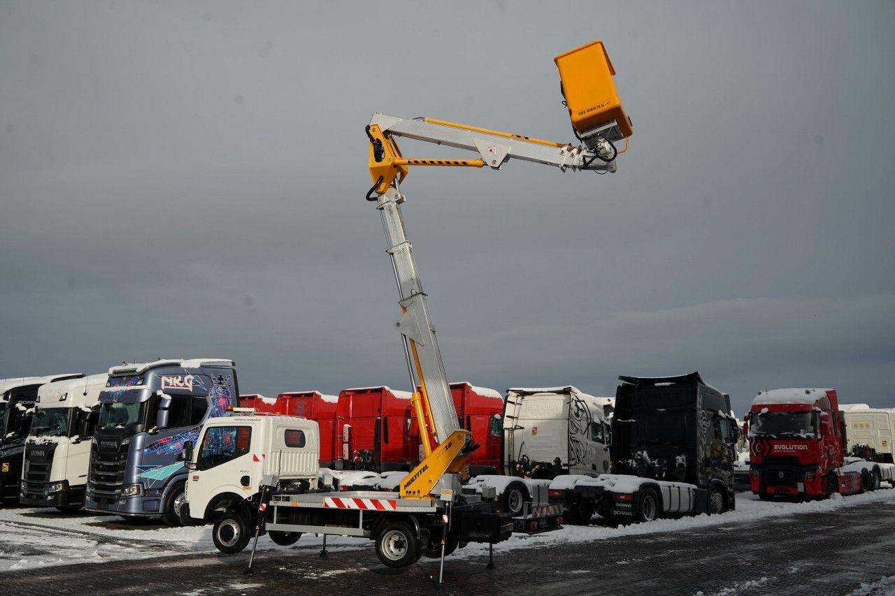 Renault MAXITY 120 dxi / ZWYŻKA 20 METRÓW / PODNOŚNIK KO - Camion avec nacelle: photos 5 Renault MAXITY 120 dxi / ZWYŻKA 20 METRÓW / PODNOŚNIK KO - Camion avec nacelle: photos 5