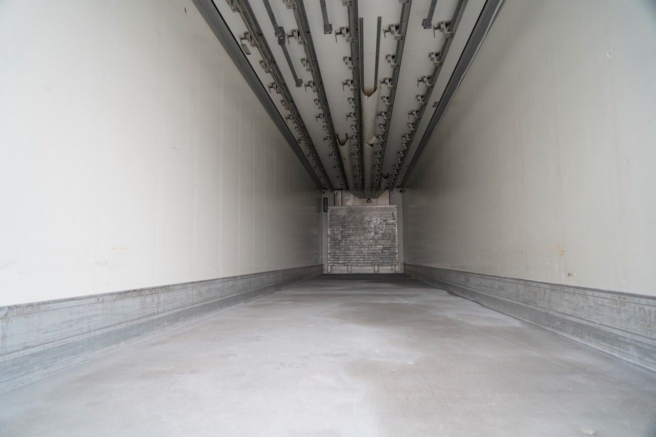 Semi-remorque frigorifique Schmitz Cargobull CHŁODNIA / THERMO KING SLX 300 / HAKÓWKA / HAKOW: photos 10