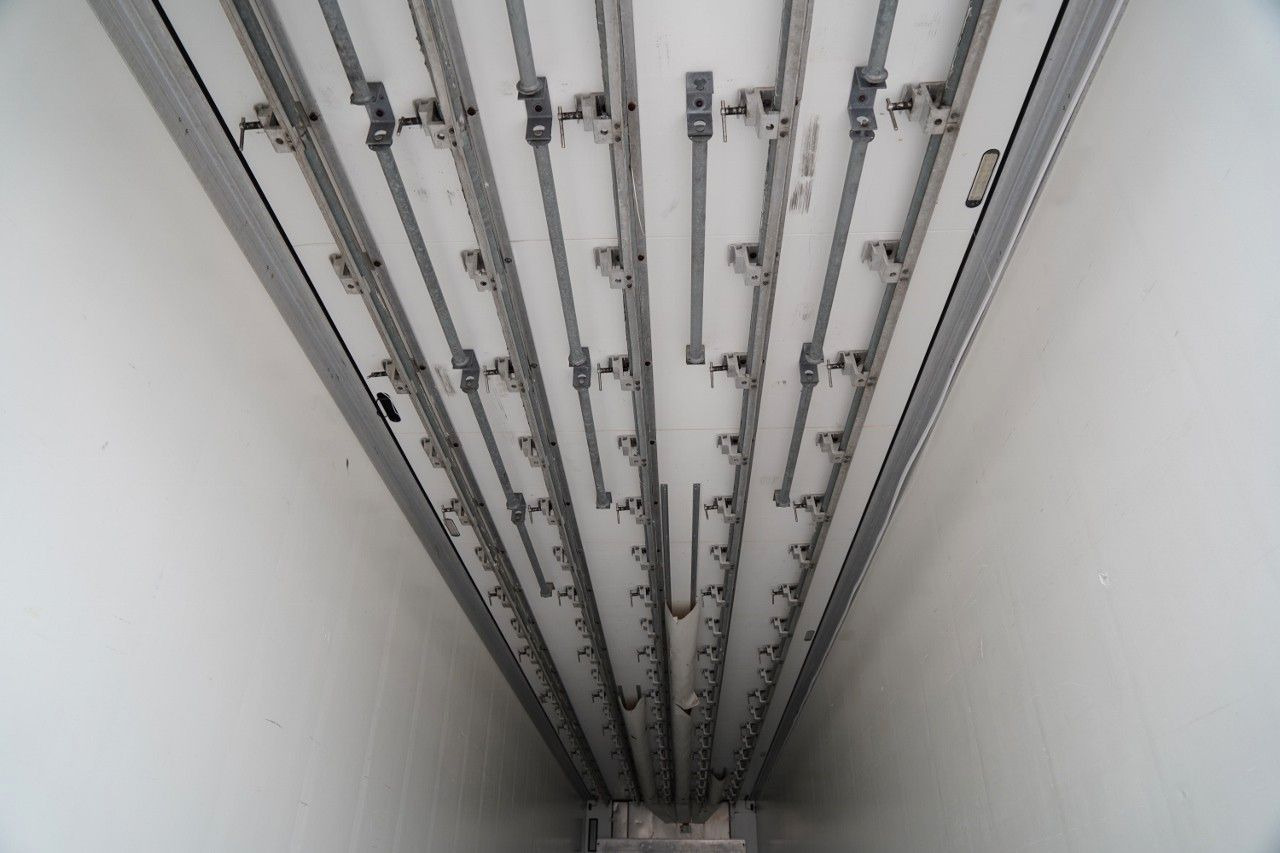 Semi-remorque frigorifique Schmitz Cargobull CHŁODNIA / THERMO KING SLX 300 / HAKÓWKA / HAKOW: photos 11