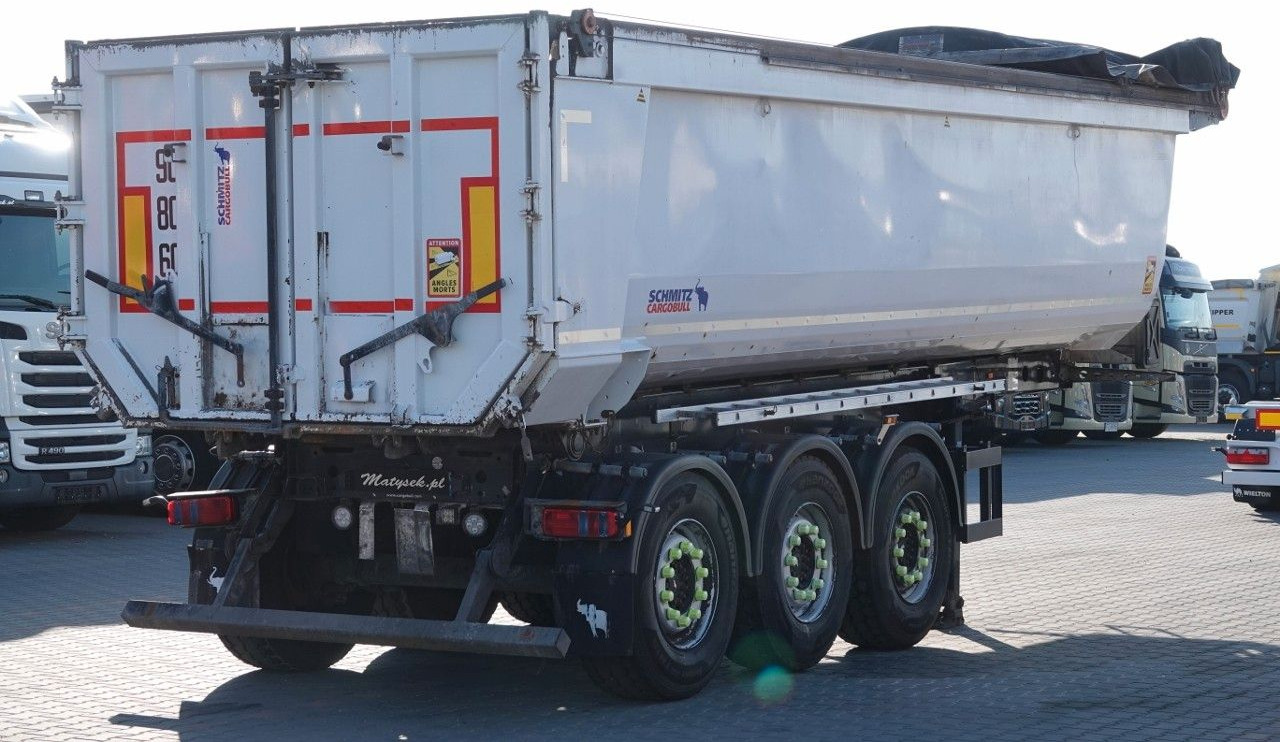 Semi-remorque benne Schmitz Cargobull WYWROTKA 30 m3 / STALOWA / RYNNA WANNA HP / OŚ P: photos 6 Semi-remorque benne Schmitz Cargobull WYWROTKA 30 m3 / STALOWA / RYNNA WANNA HP / OŚ P: photos 6