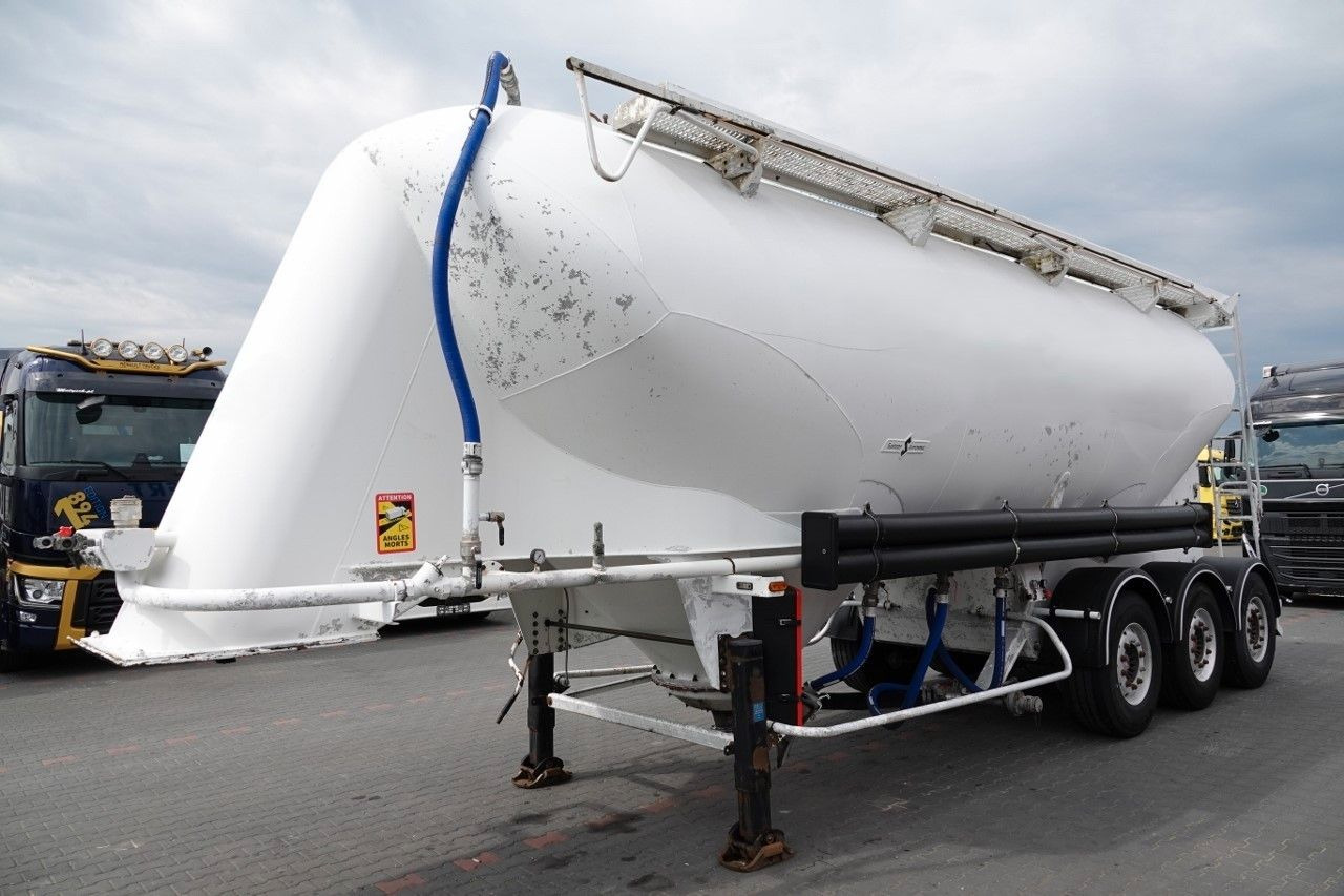 Spitzer CEMENTONACZEPA / 37 000 L / SILOS / 3 KOMORY - Citerne pulvérulente: photos 4 Spitzer CEMENTONACZEPA / 37 000 L / SILOS / 3 KOMORY - Citerne pulvérulente: photos 4