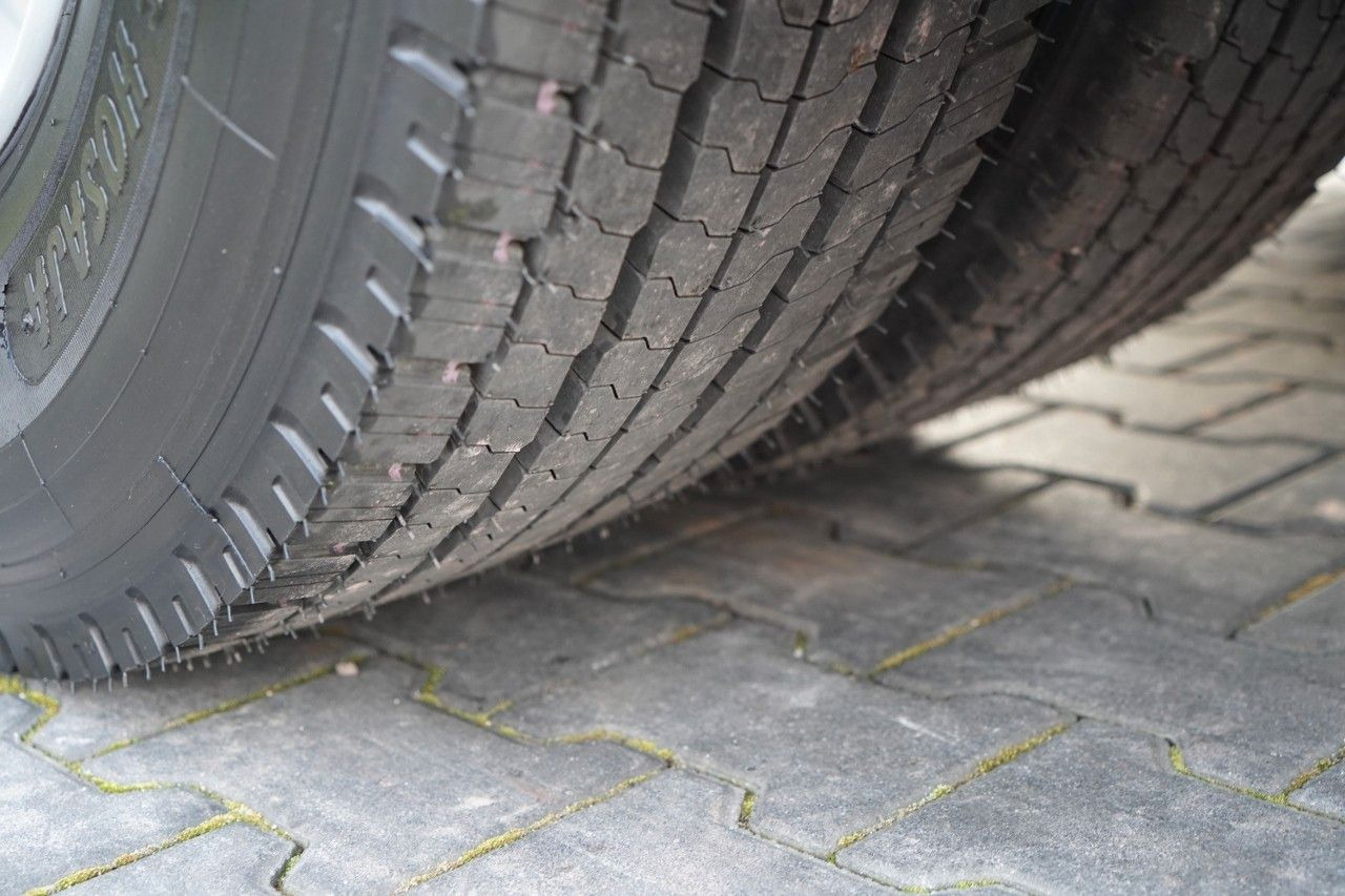 Tracteur routier DAF XF 480 / SPACE CAB / RETARDER / OPONY 100%: photos 20 Tracteur routier DAF XF 480 / SPACE CAB / RETARDER / OPONY 100%: photos 20