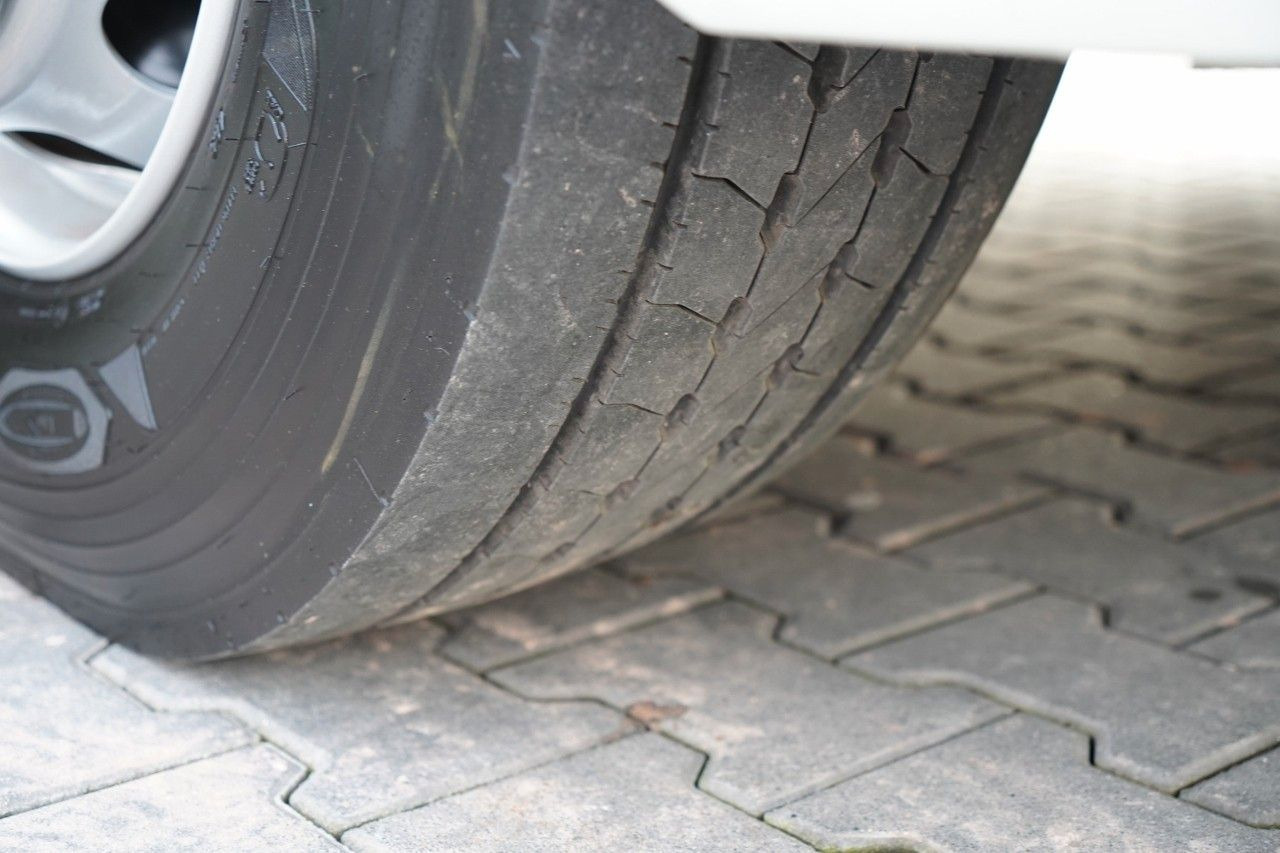 Tracteur routier DAF XF 480 / SPACE CAB / RETARDER / OPONY 100%: photos 18 Tracteur routier DAF XF 480 / SPACE CAB / RETARDER / OPONY 100%: photos 18