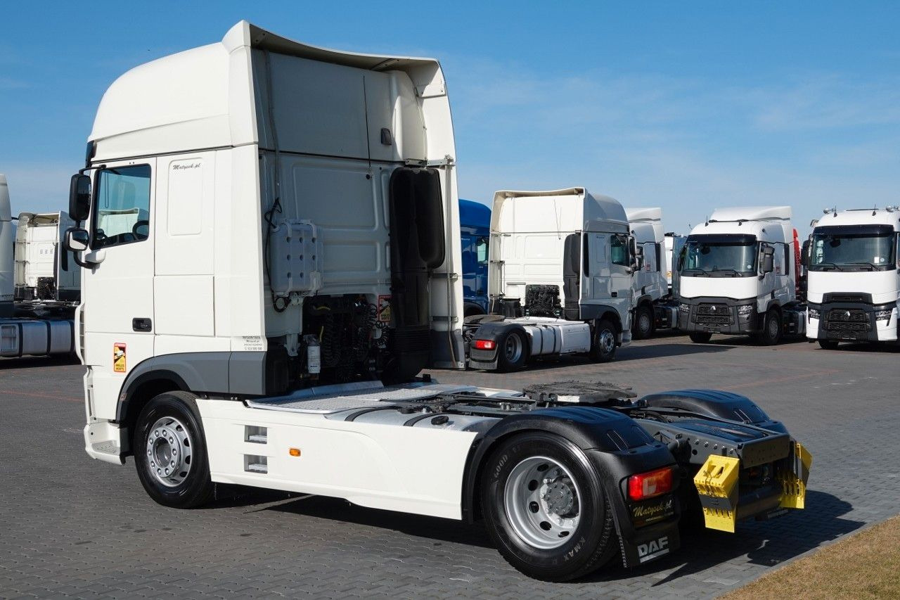 DAF XF 480 / SUPER SPACE CAB / I-PARK COOL / OPONY 1 - Tracteur routier: photos 4 DAF XF 480 / SUPER SPACE CAB / I-PARK COOL / OPONY 1 - Tracteur routier: photos 4