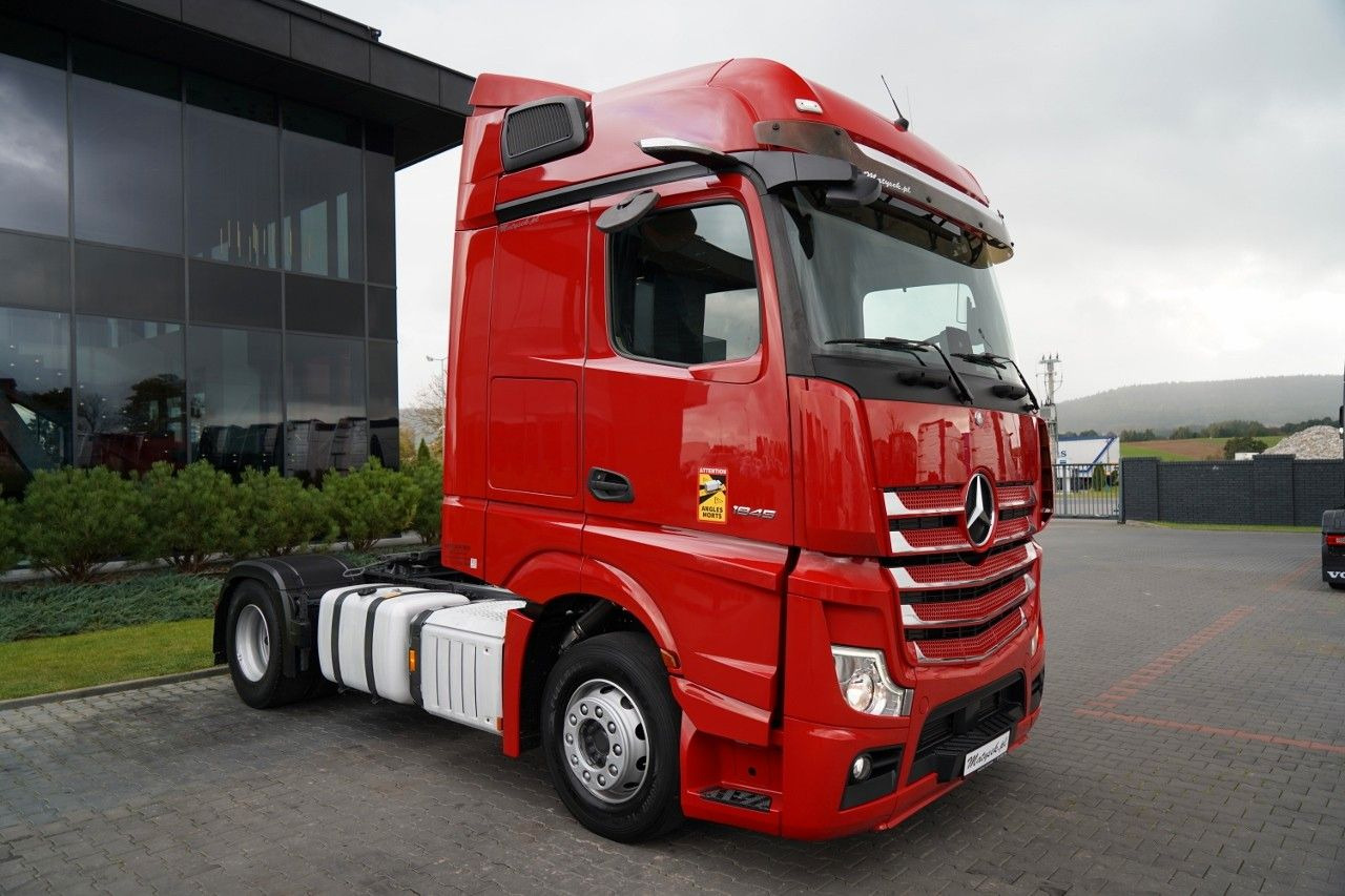 Mercedes-Benz ACTROS 1845 / BIG SPACE / 2020 / - Tracteur routier: photos 2 Mercedes-Benz ACTROS 1845 / BIG SPACE / 2020 / - Tracteur routier: photos 2