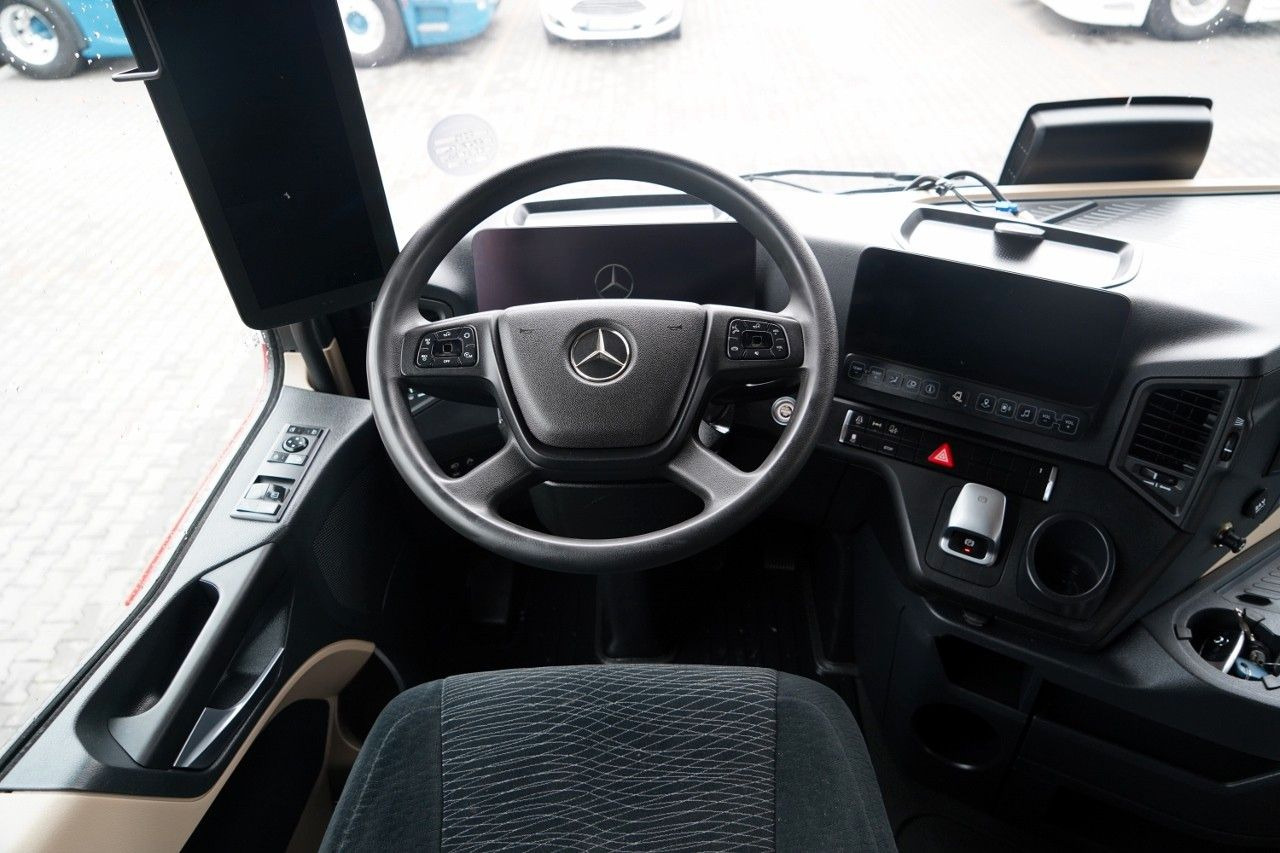 Tracteur routier Mercedes-Benz ACTROS 1845 / MP5 / BIG SPACE: photos 29