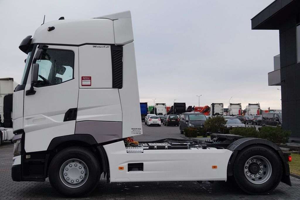 Renault T 520 / 13L / HYDRAULIKA / HIGH CAB / MAŁY PRZEB - Tracteur routier: photos 3 Renault T 520 / 13L / HYDRAULIKA / HIGH CAB / MAŁY PRZEB - Tracteur routier: photos 3