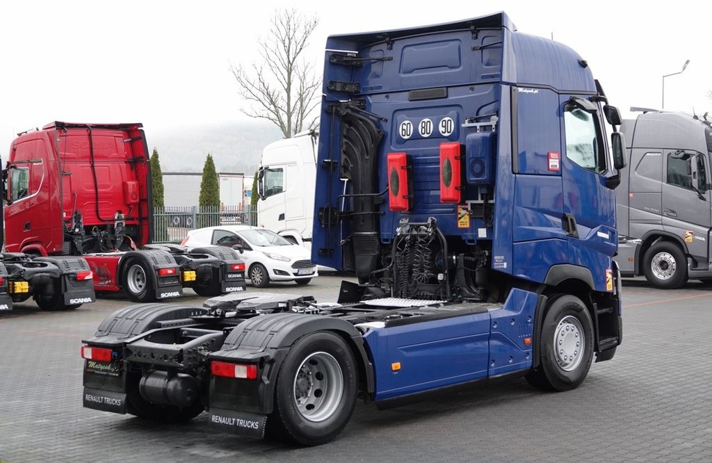 Renault T 520 / RETARDER / I-PARK COOL / HIGH CAB / 11. - Tracteur routier: photos 5 Renault T 520 / RETARDER / I-PARK COOL / HIGH CAB / 11. - Tracteur routier: photos 5